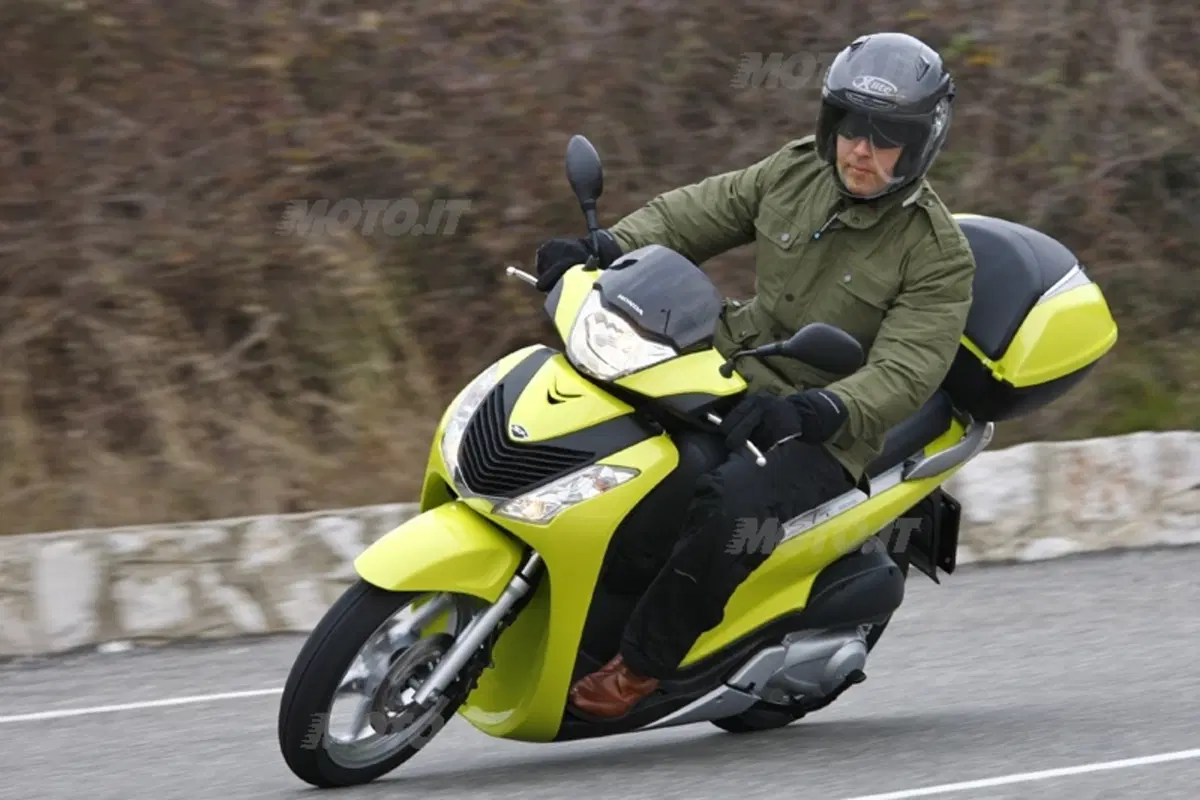 HONDA SH 125i - 150i (10)