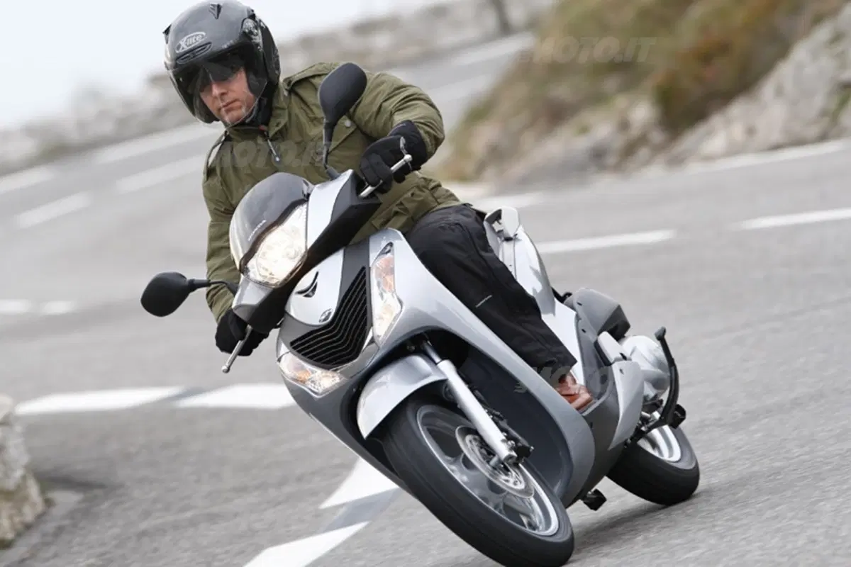 HONDA SH 125i - 150i (11)