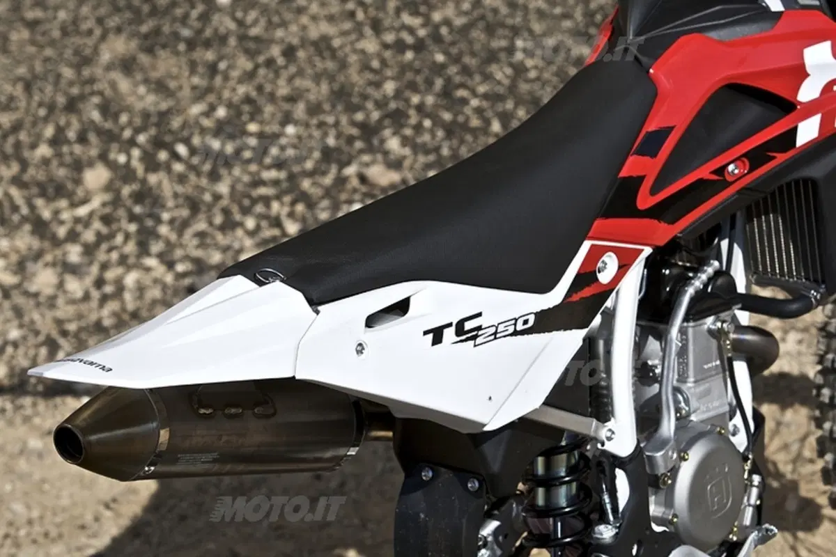 HUSQVARNA TC 250 (5)