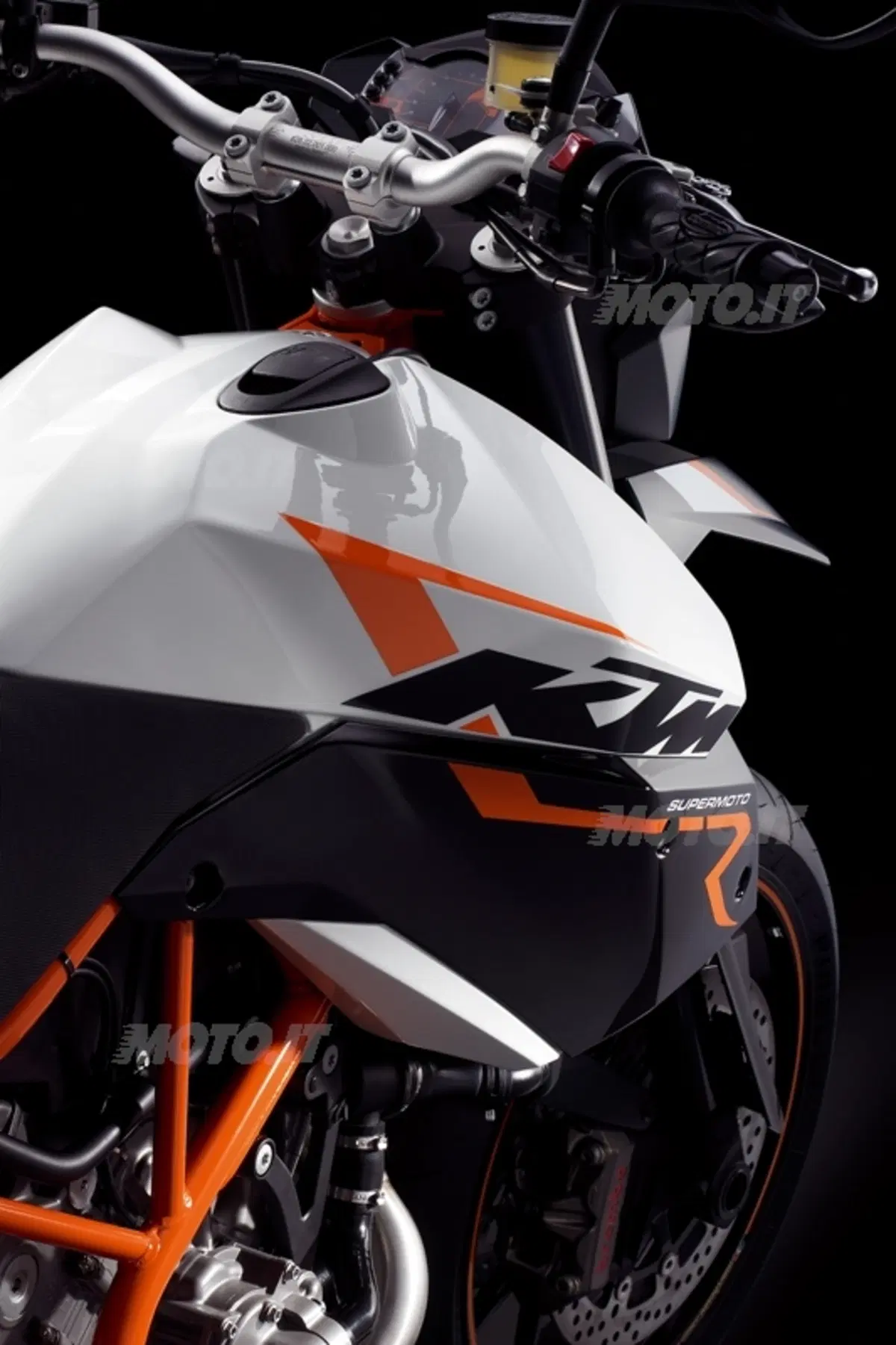 KTM 990 SM R (5)
