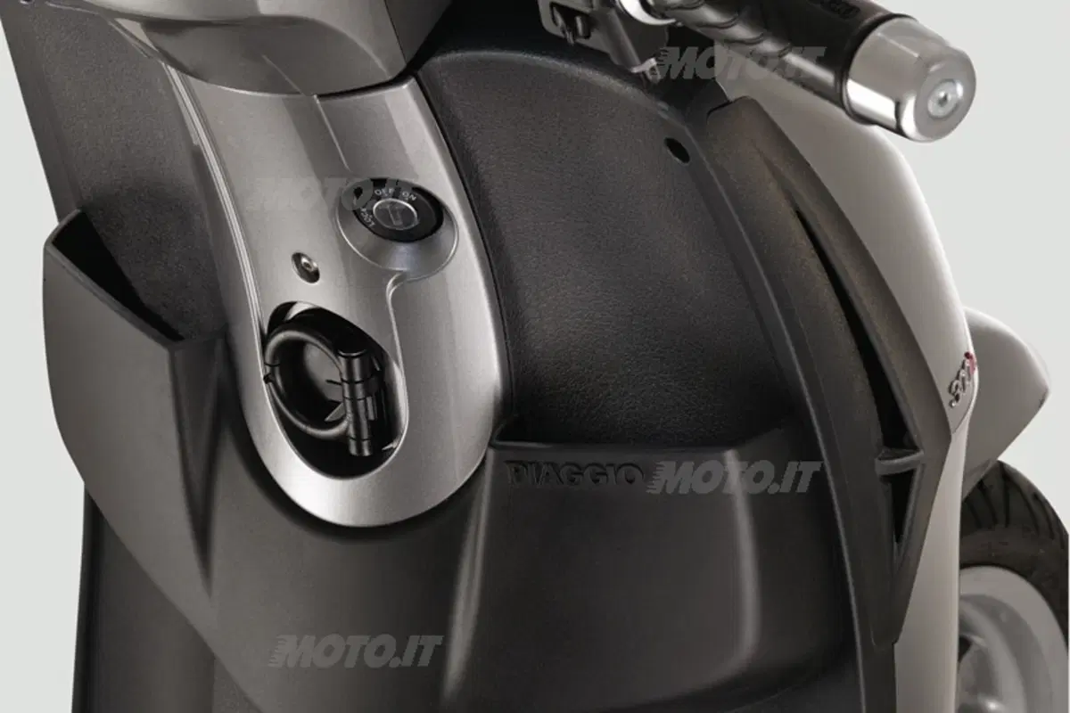Piaggio Carnaby Cruiser e Beverly Tourer 300 i.e. (5)