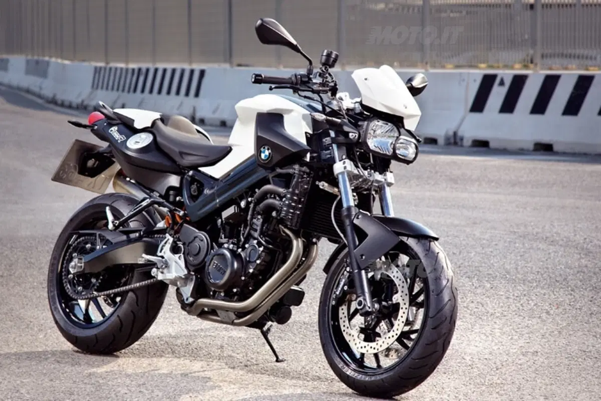 BMW F 800 R   (3)