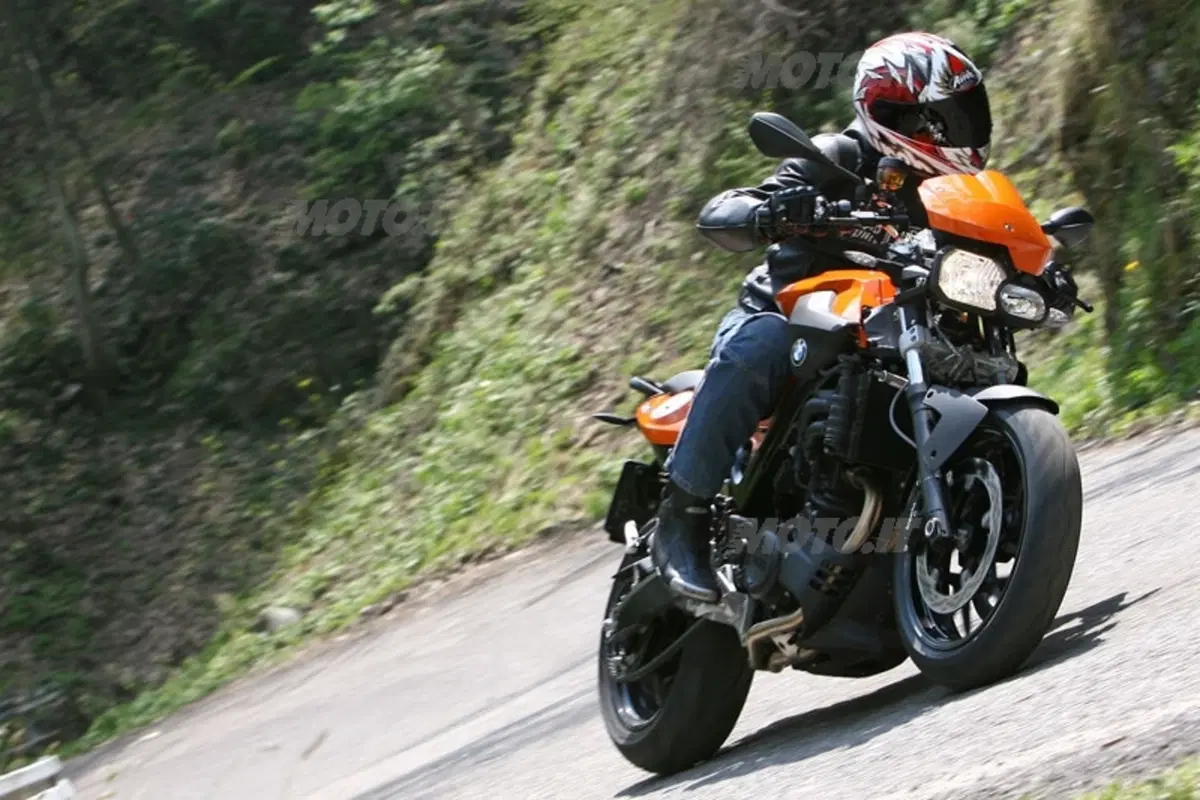 BMW F 800 R   (11)