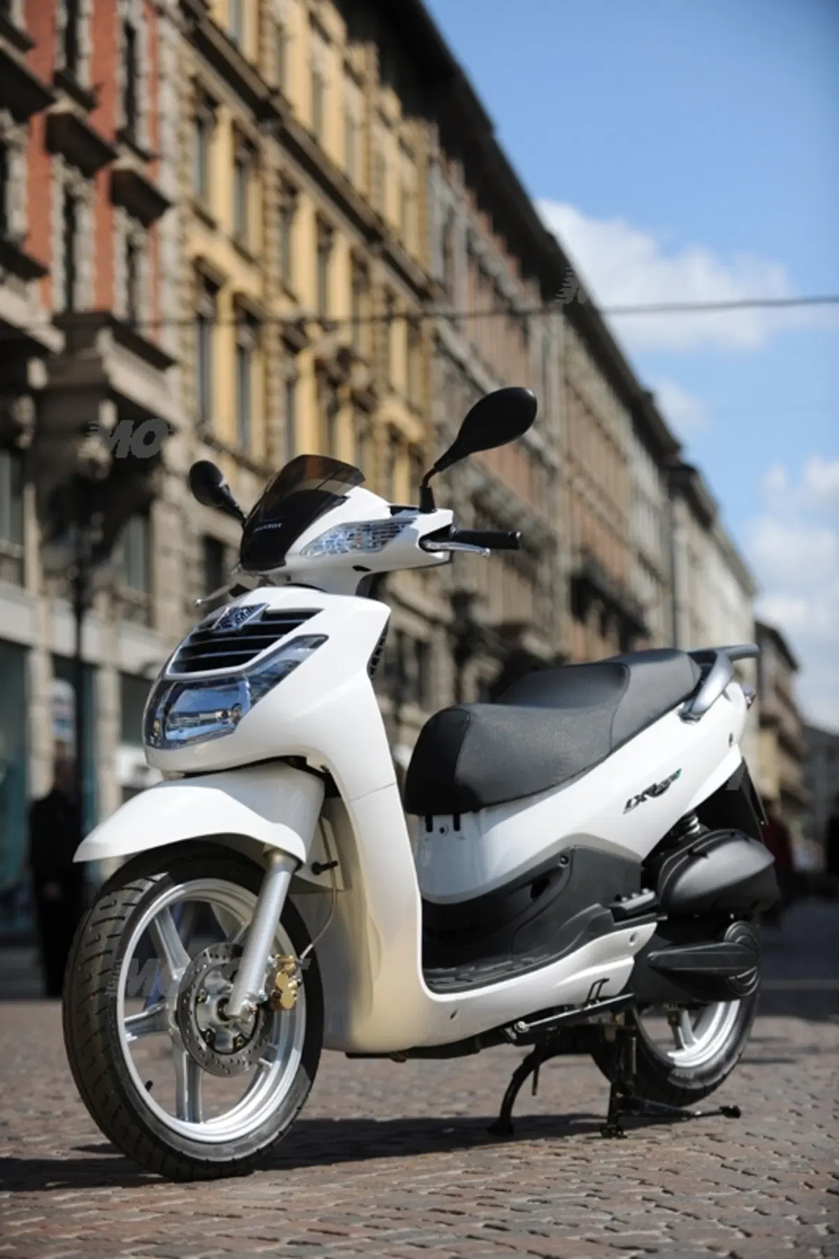 PEUGEOT LXR 125/200 (2)