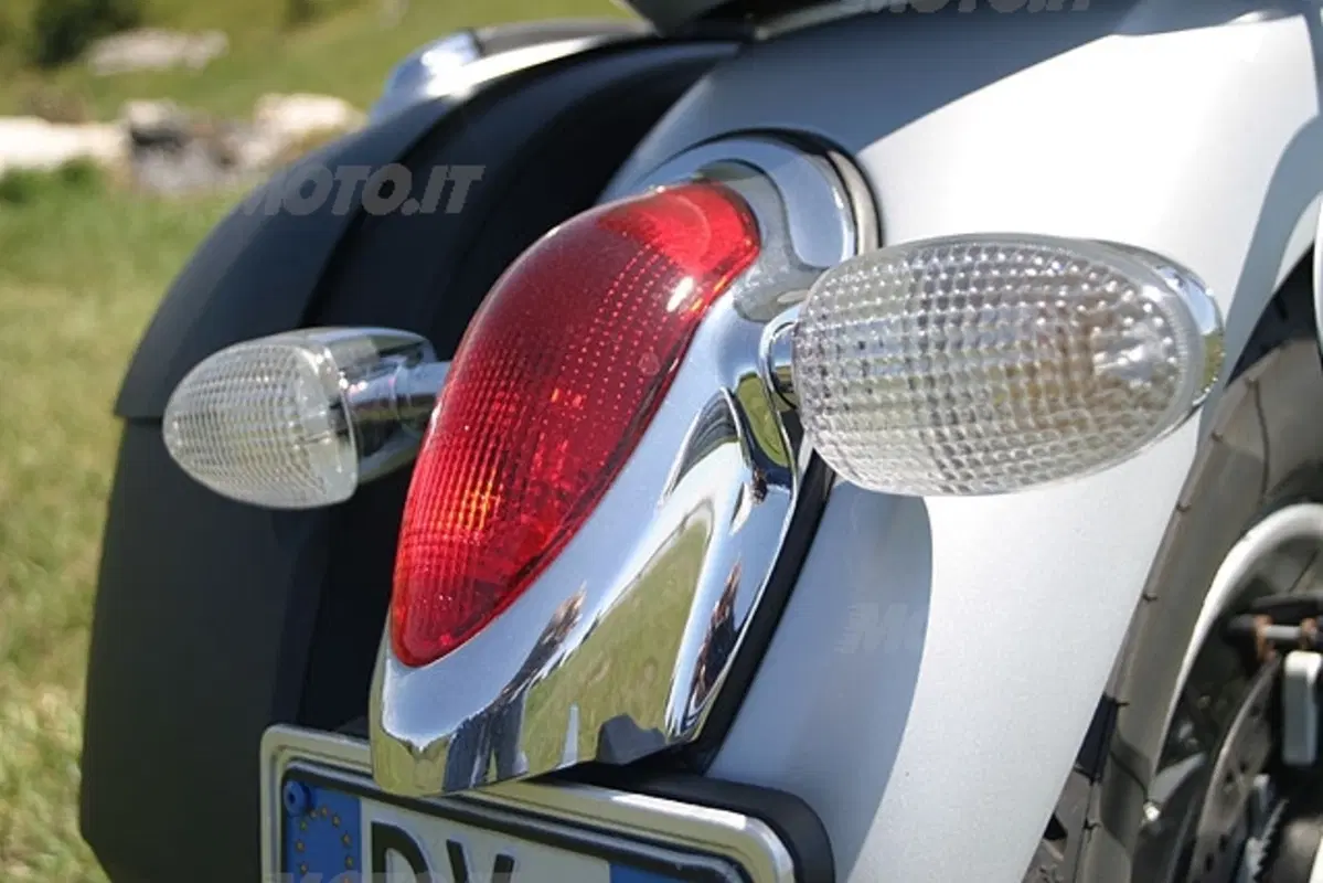 BMW R 1200 C (17)
