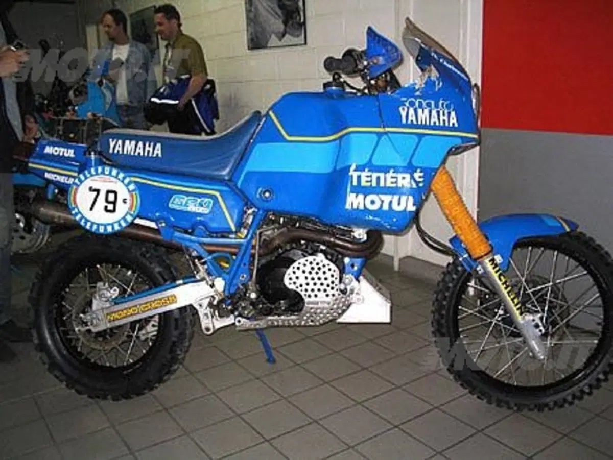 Enduro stradali. Tornano i mitici anni 80 (3)
