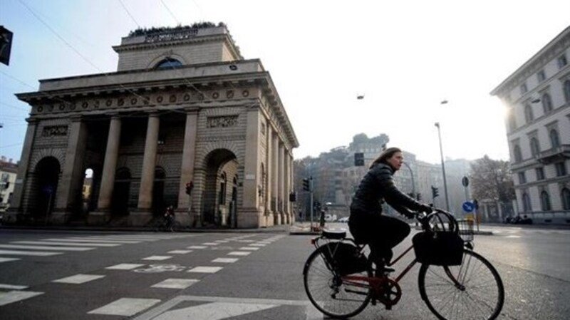 Scattano i blocchi del traffico in tutta Italia. Ma &egrave; polemica (info, orari, citt&agrave;)