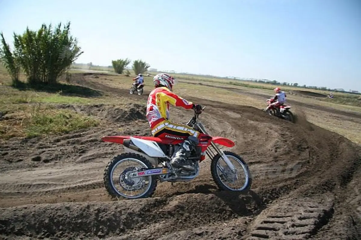 Honda Fest. Guardare e toccare (3)