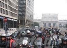 Euro 0, Motociclisti in piazza