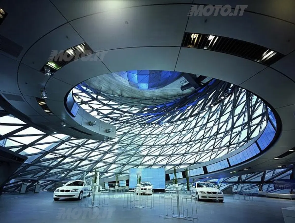 Welt di Bmw. Un salto nel futuro (6)