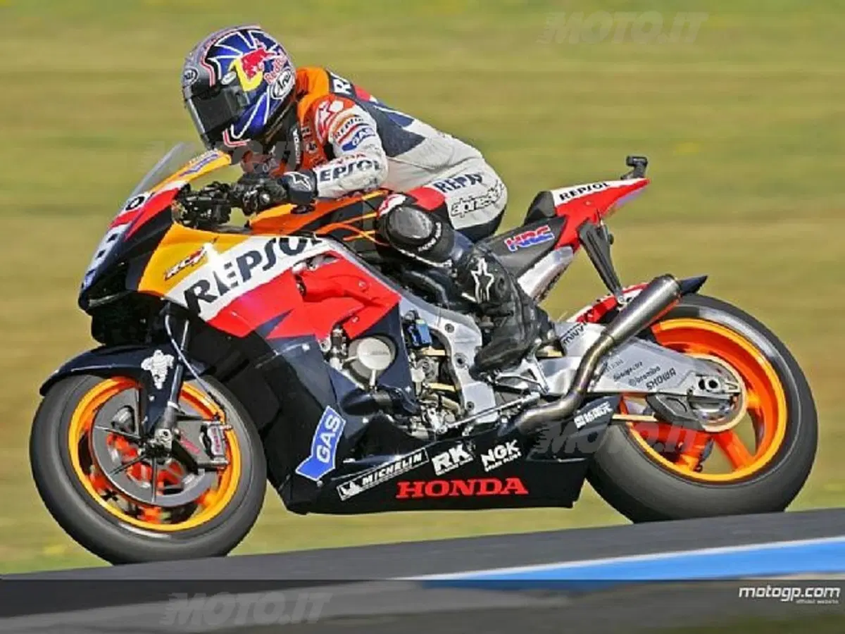 Addio Bibendum, Rossi passa a Bridgestone (2)