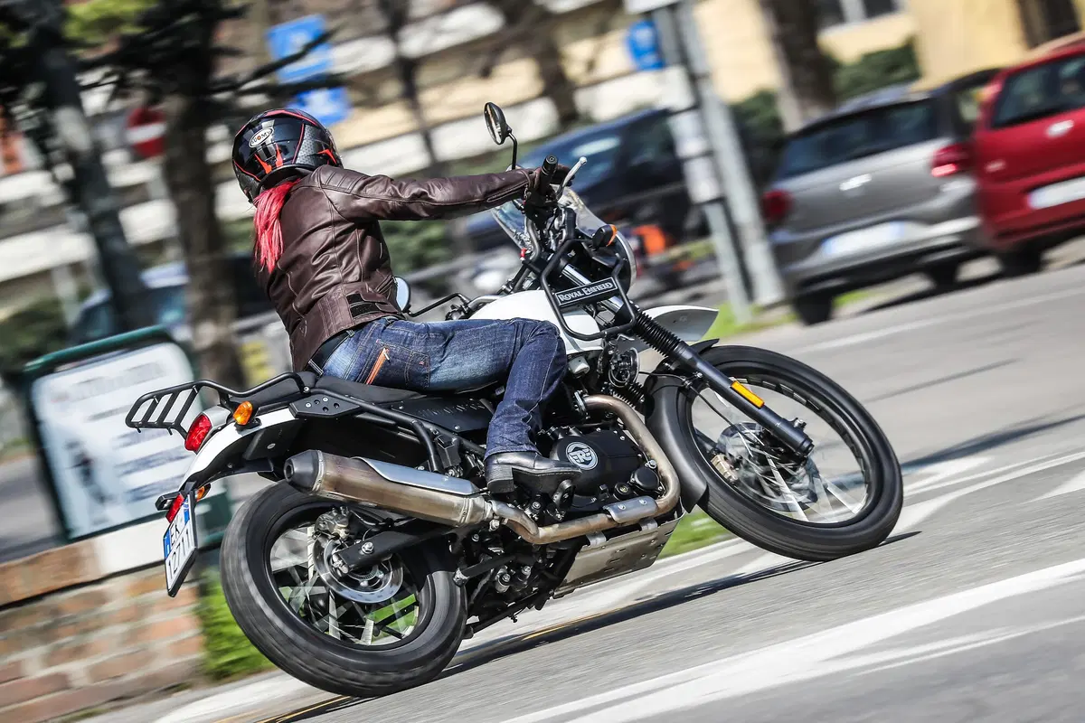 Royal Enfield Himalayan, TEST: Fifty Fifty! (3)