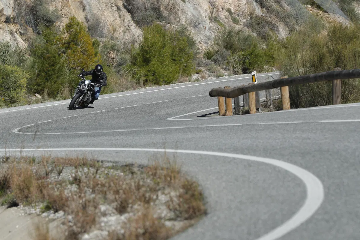Honda CB 1000R: stile e prestazioni (4)