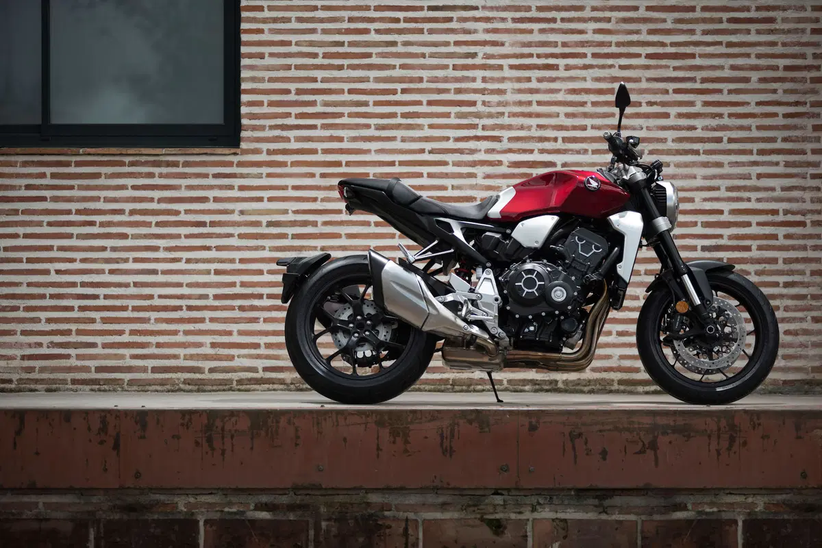 Honda CB 1000R: stile e prestazioni (25)
