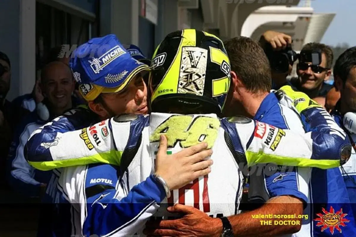 Rossi risponde ai gufi coi tempi di Jerez (5)