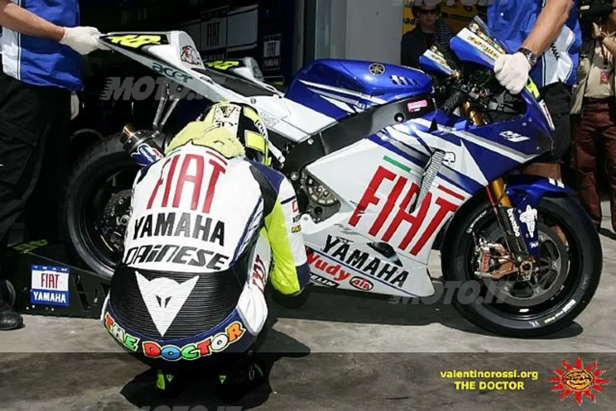 Rossi risponde ai gufi coi tempi di Jerez (6)