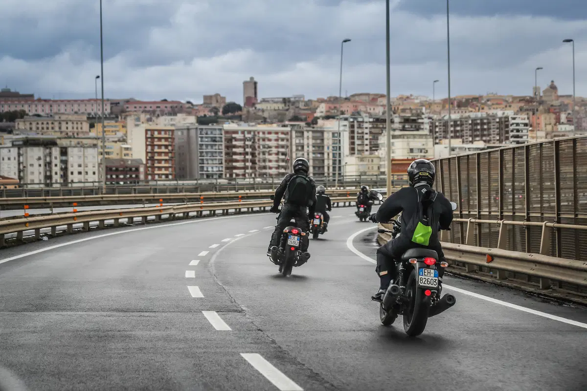 Moto Guzzi, Is Molas Experience (6)