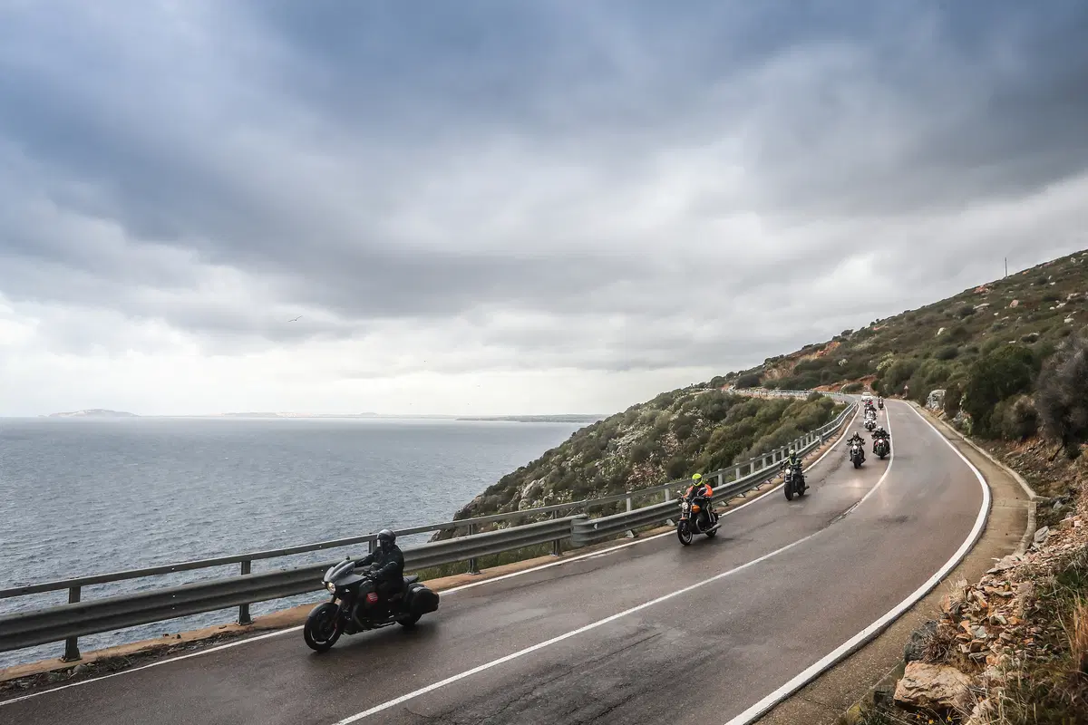 Moto Guzzi, Is Molas Experience (8)