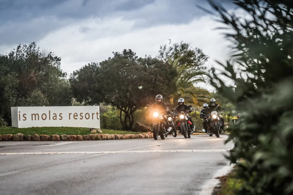 Moto Guzzi, Is Molas Experience (11)