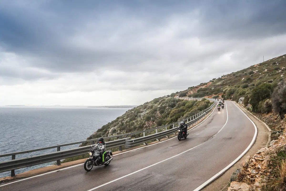 Moto Guzzi, Is Molas Experience (12)