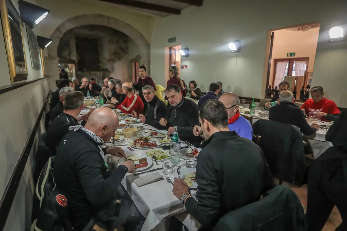 Moto Guzzi, Is Molas Experience (13)