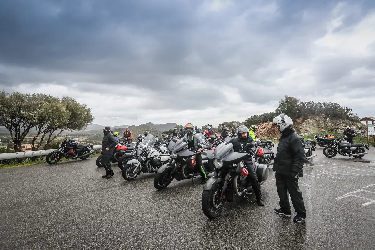 Moto Guzzi, Is Molas Experience (19)