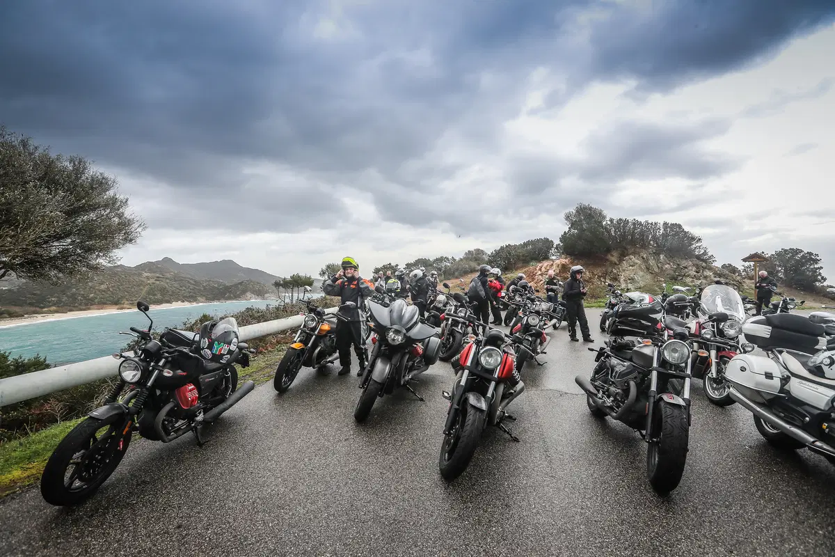 Moto Guzzi, Is Molas Experience (27)