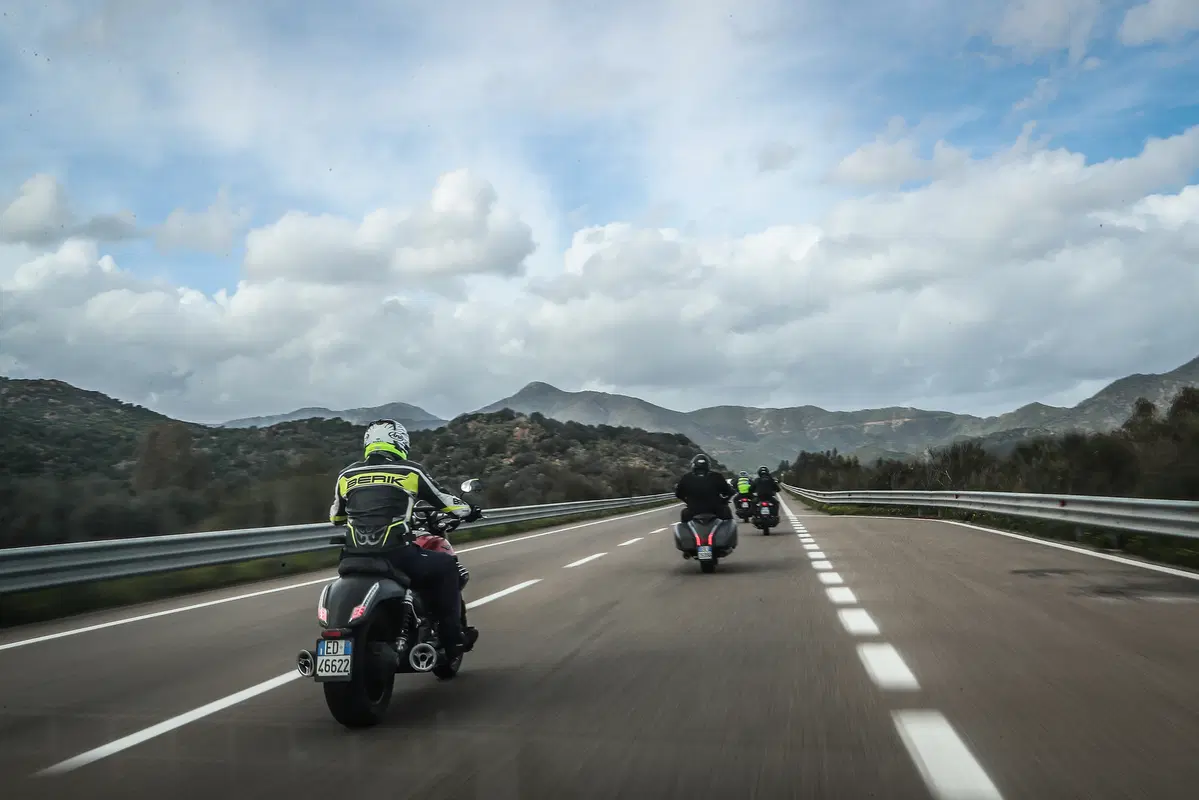 Moto Guzzi, Is Molas Experience (30)