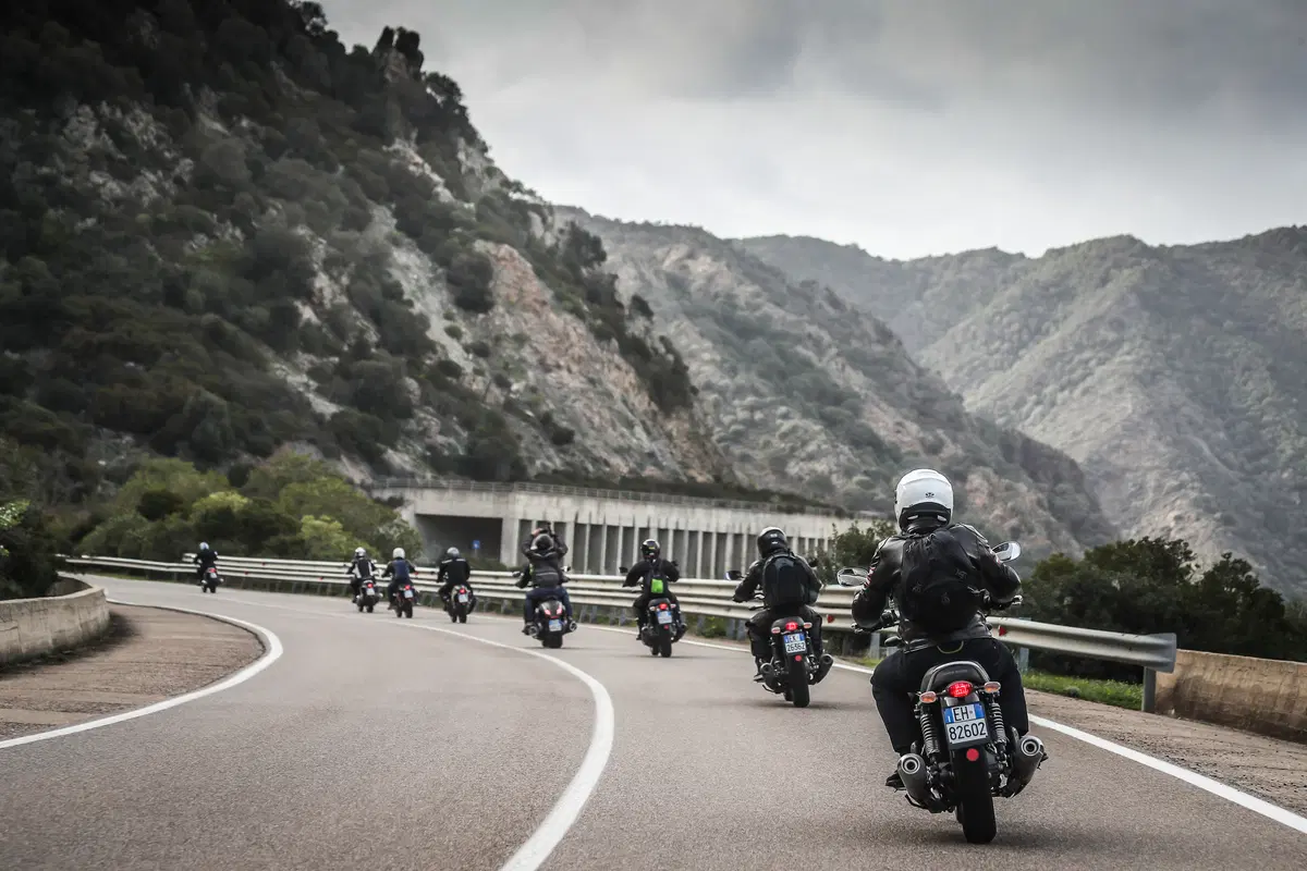 Moto Guzzi, Is Molas Experience (35)