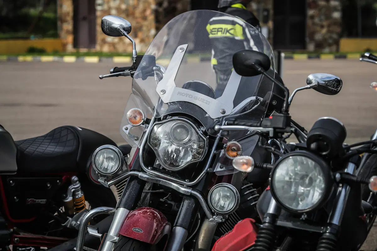 Moto Guzzi, Is Molas Experience (36)