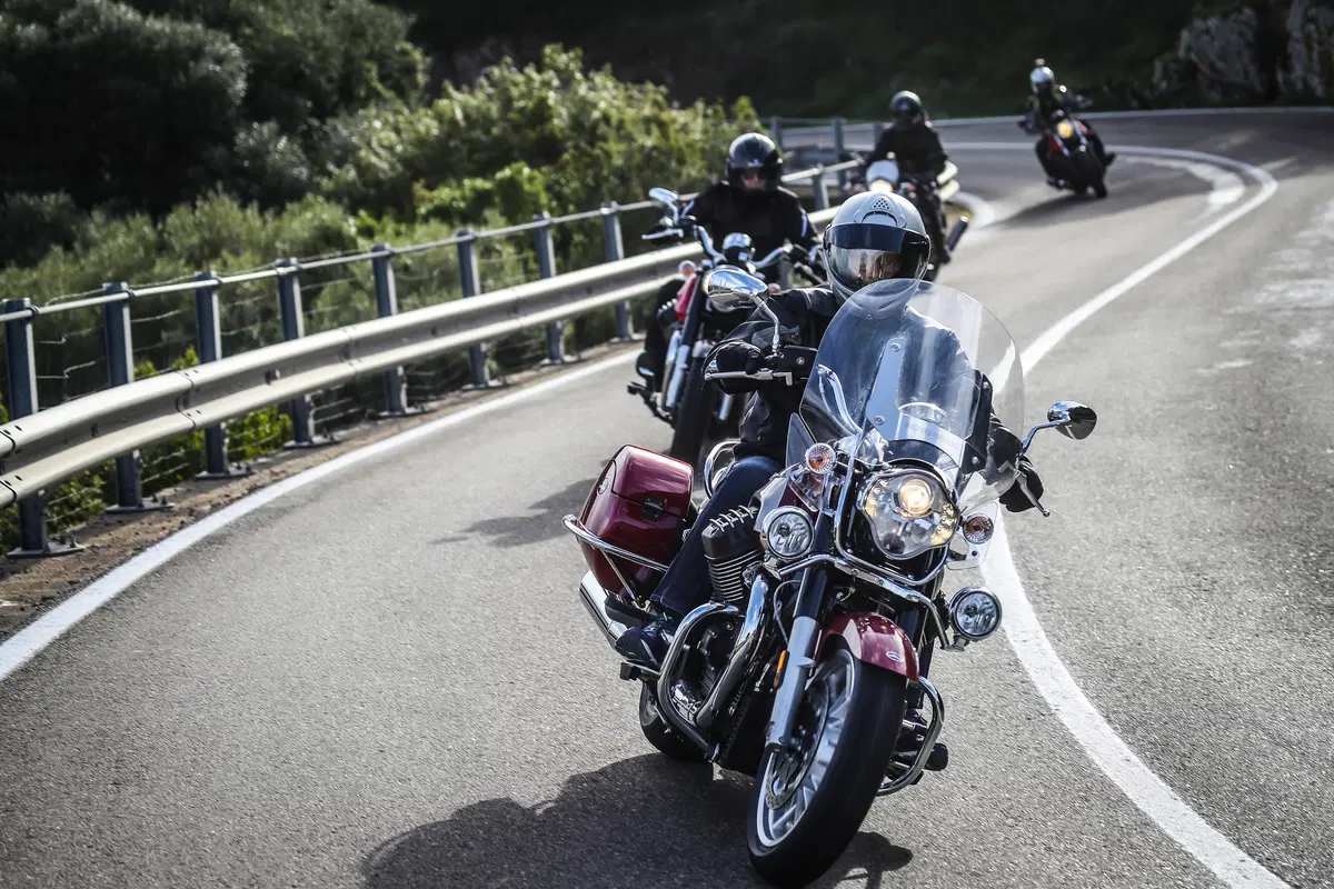Moto Guzzi, Is Molas Experience (46)
