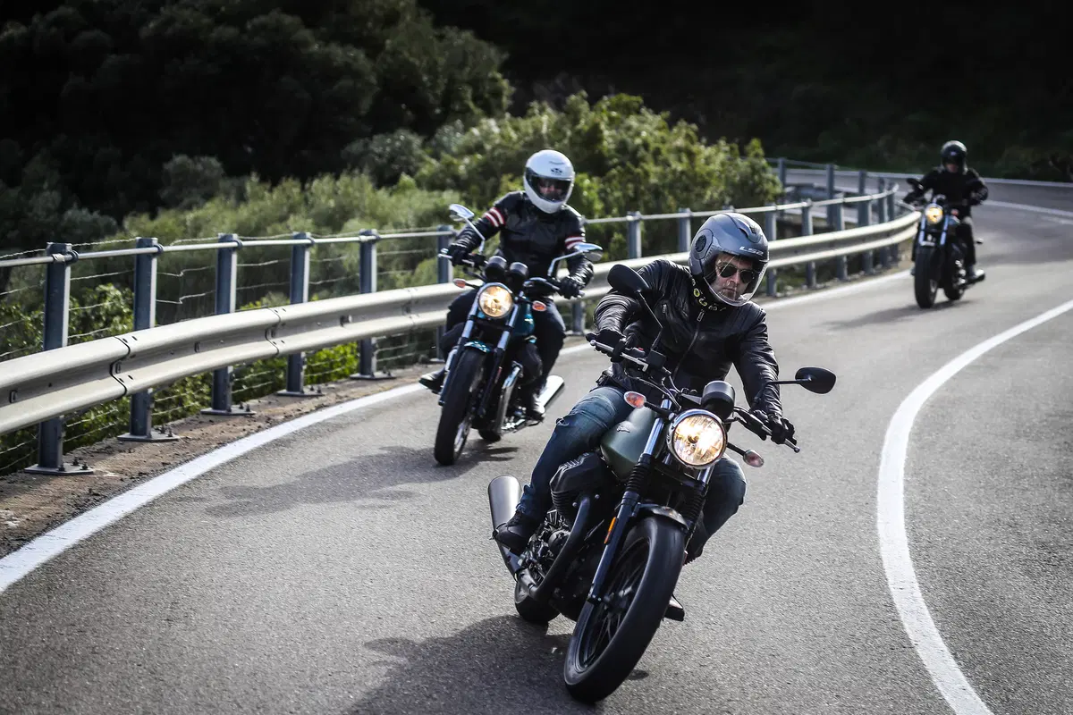 Moto Guzzi, Is Molas Experience (47)