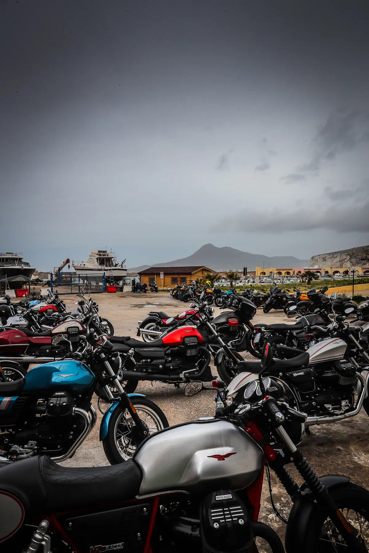 Moto Guzzi, Is Molas Experience (59)