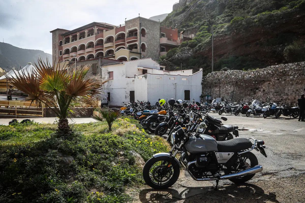 Moto Guzzi, Is Molas Experience (60)