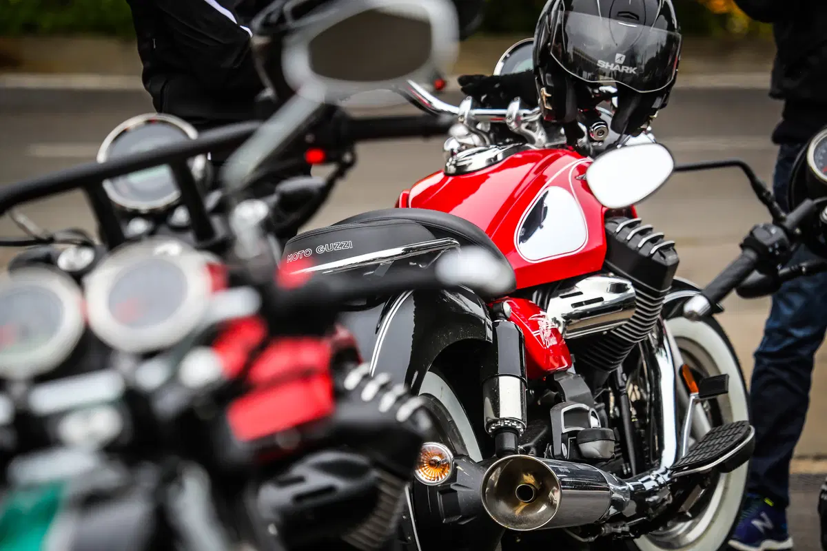Moto Guzzi, Is Molas Experience (79)