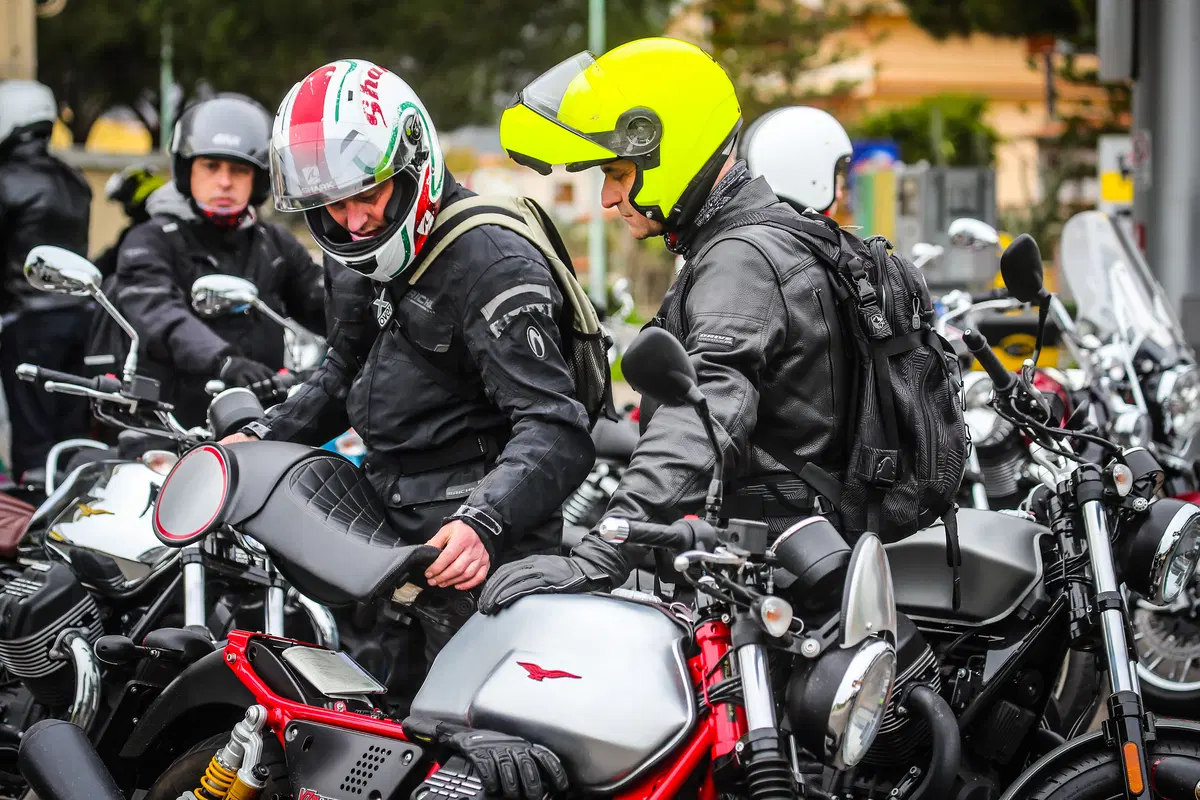 Moto Guzzi, Is Molas Experience (84)