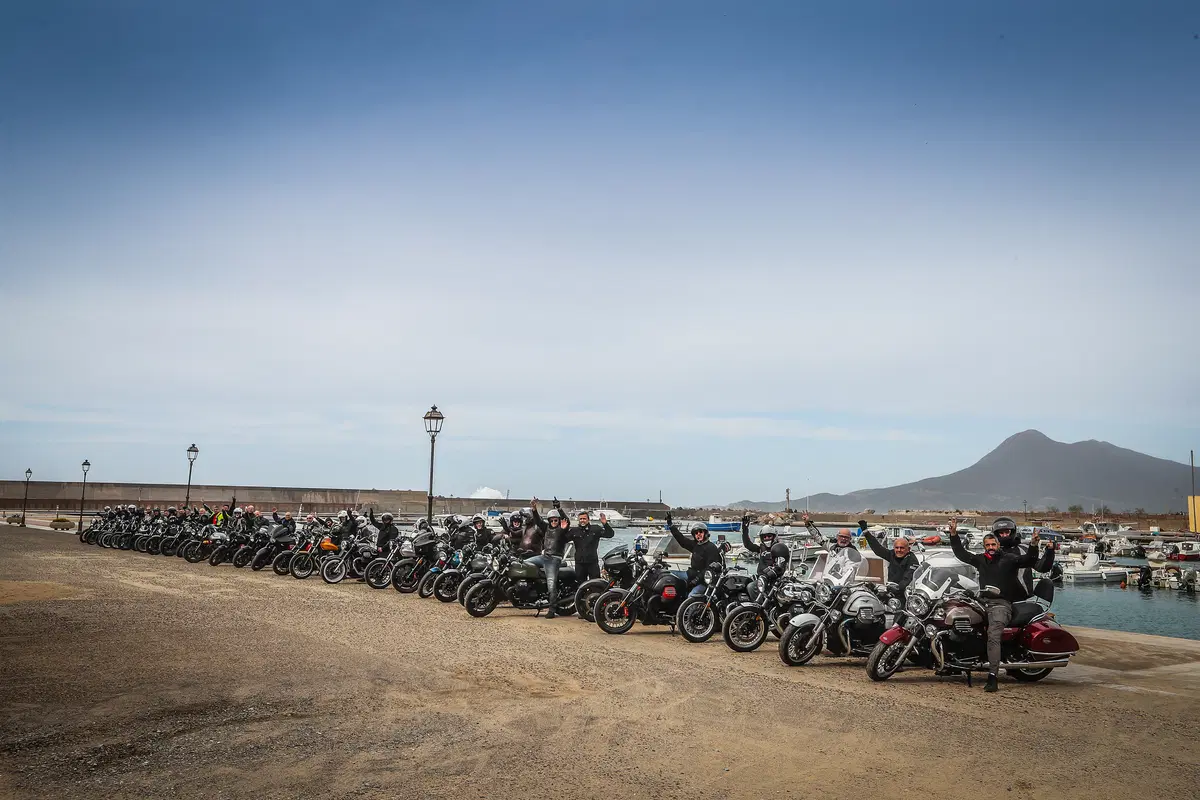 Moto Guzzi, Is Molas Experience (87)