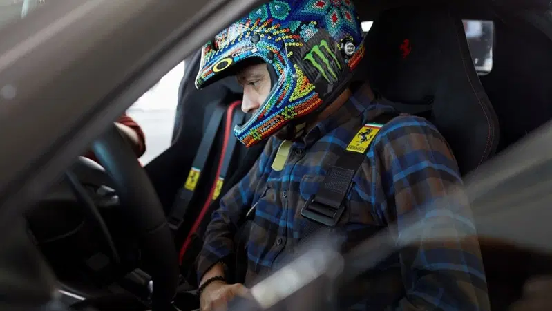 Valentino Rossi prova la Ferrari 488 Pista a Fiorano