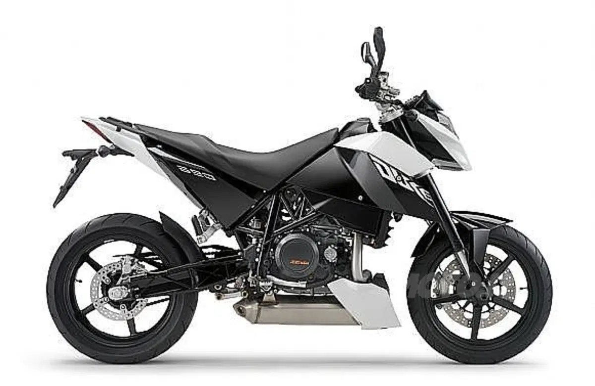 SCOOP KTM. RC4, stradale pura (2)