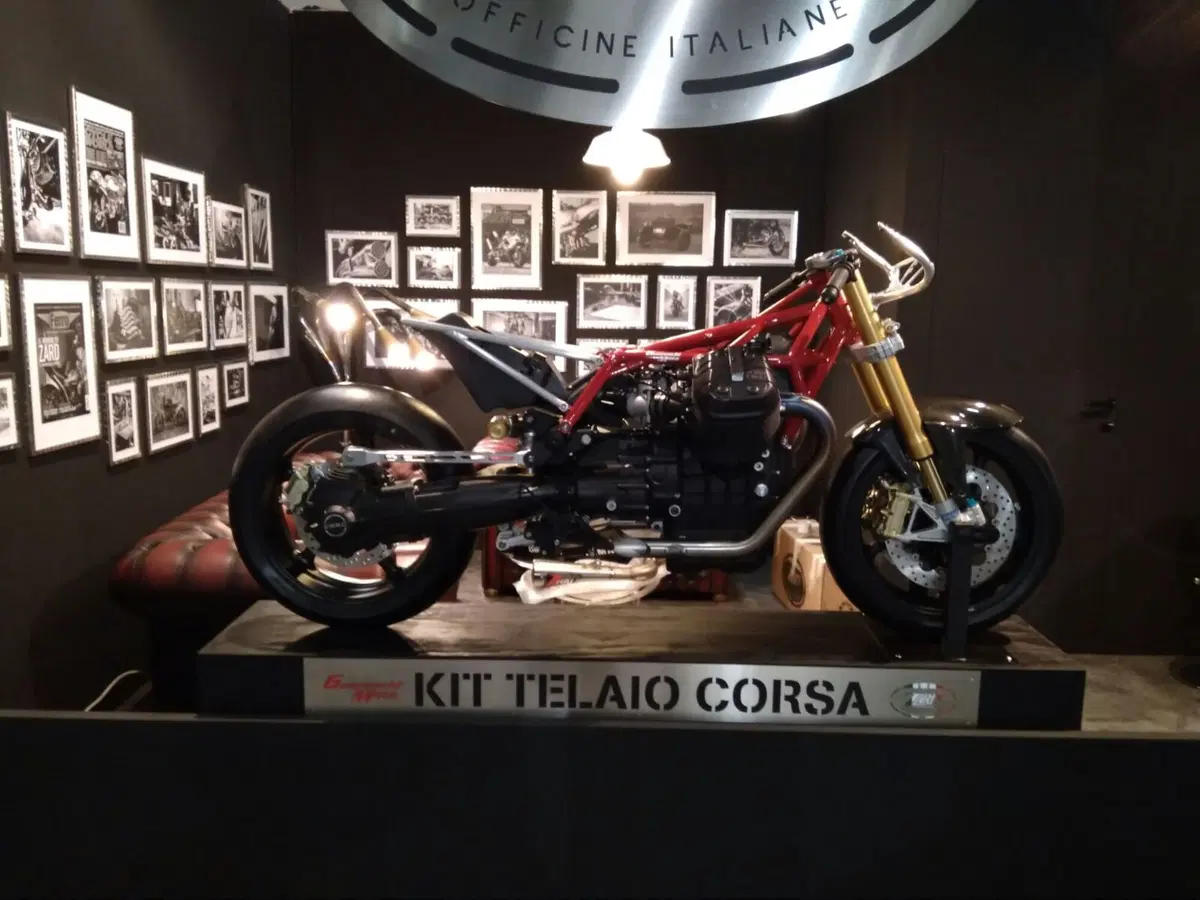 CG Corsa, le Moto Guzzi diventano da pista con Guareschi (4)
