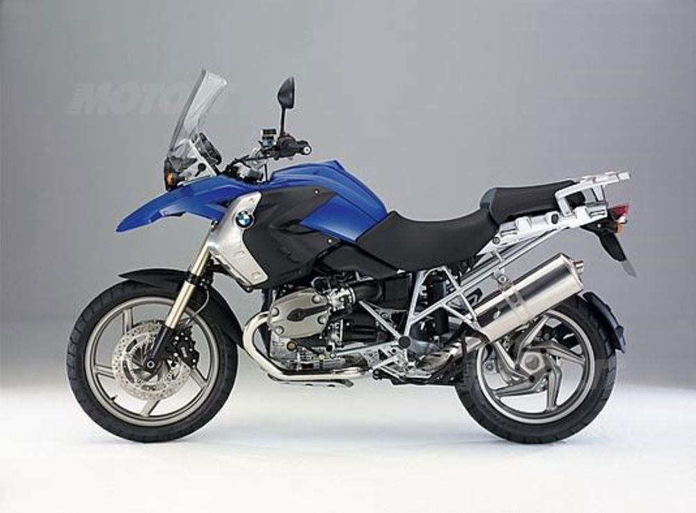 Bmw R 1200 GS. Prima delle maxi oltre 1000 cc, segmento in forte crescita