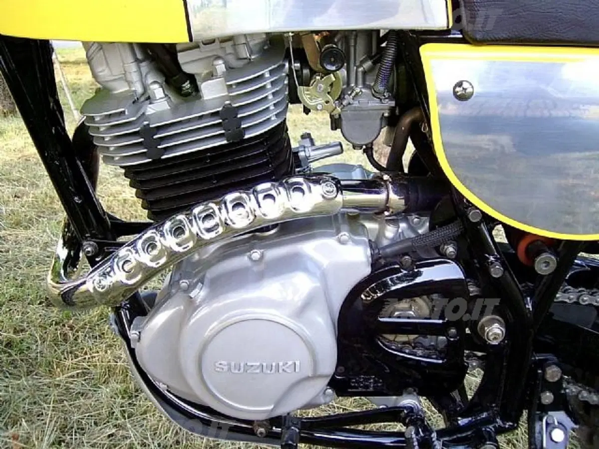 Special Suzuki DR 500 S (7)