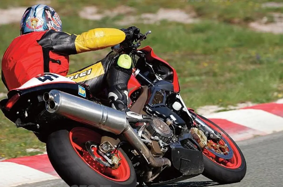 Airbag in moto (15)