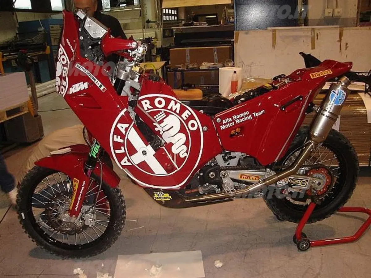 Graziani e Alfa Romeo insieme alla Dakar (2)
