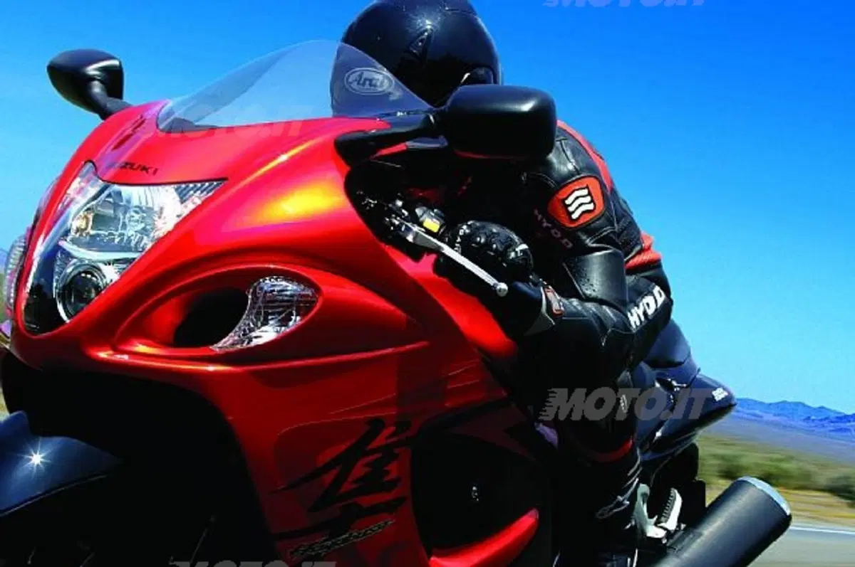 Limitatori elettronici su auto e moto