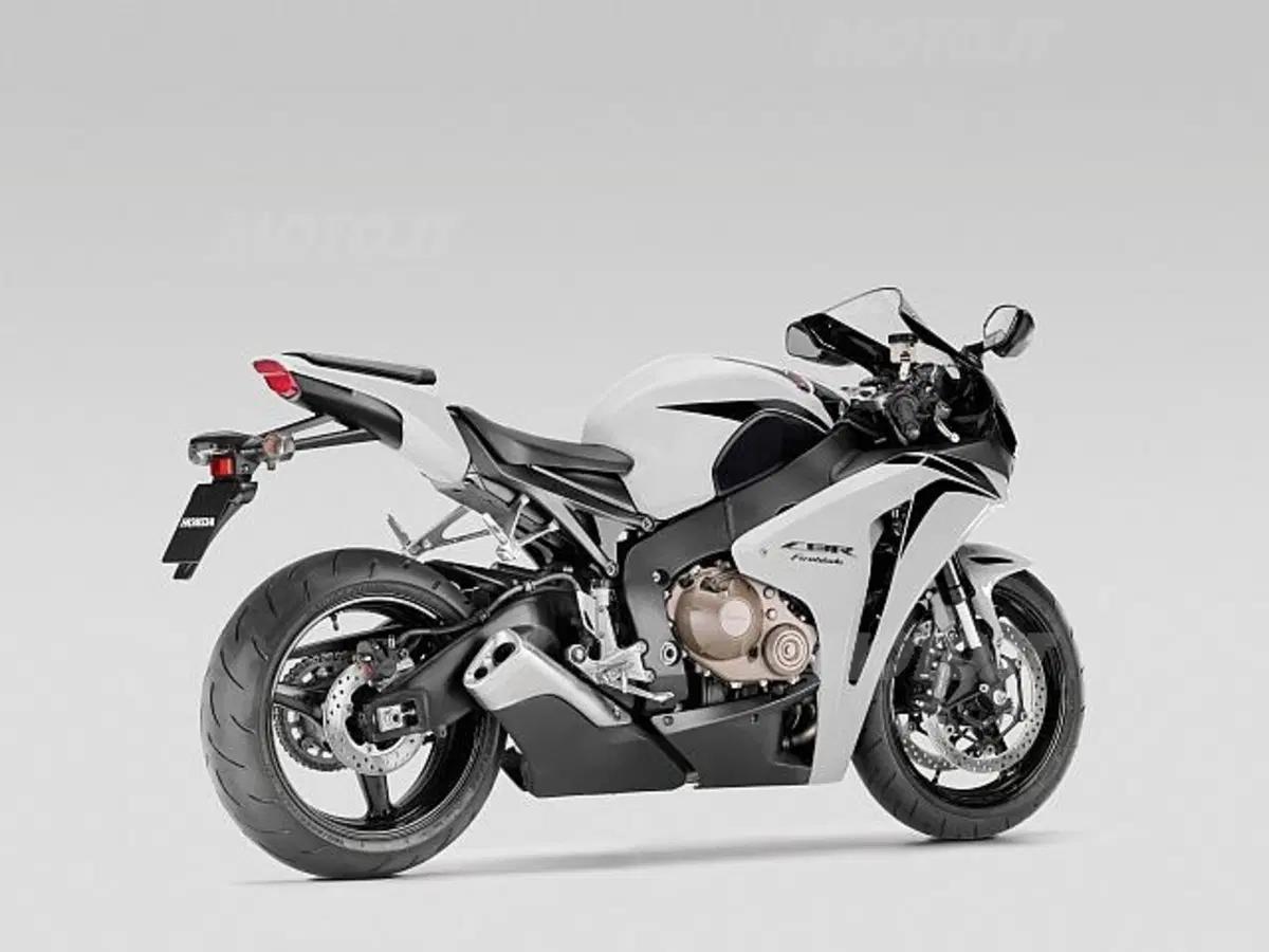 SBK, CBR1000RR 2008 è pronta (7)