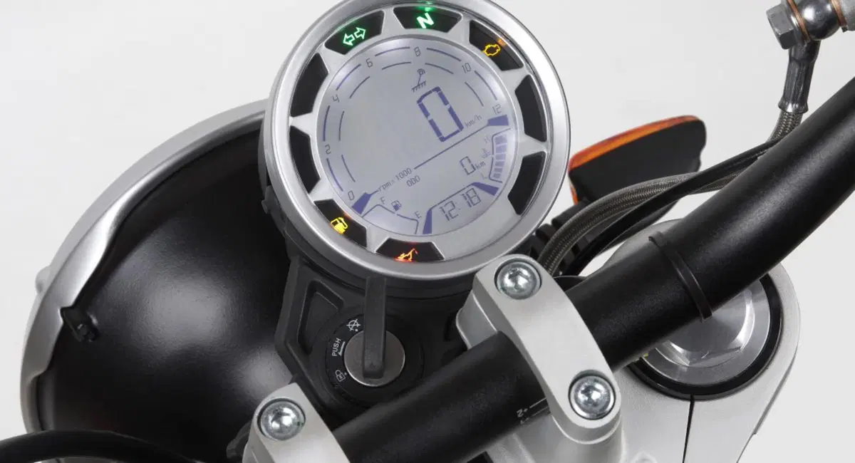 Rieju Century 125 Century 125 (2018 - 19) (7)