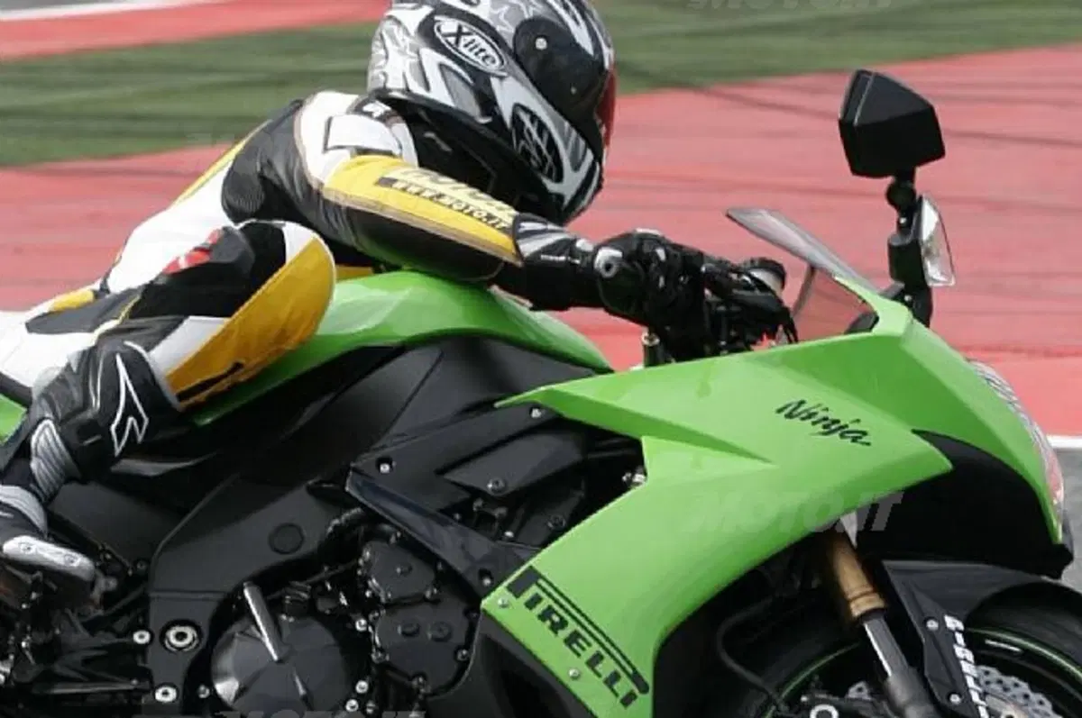 Speciale Pneumatici. Pirelli Diablo Rosso (2)