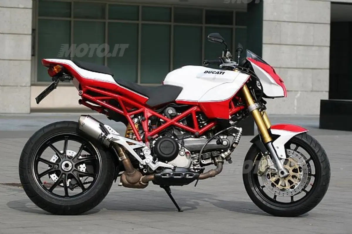 Special Ducati Multistrana (2)