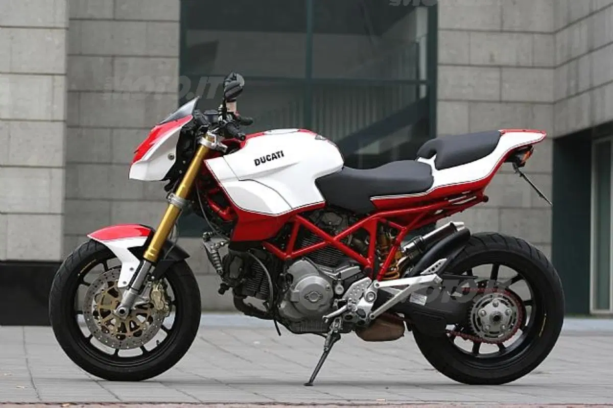 Special Ducati Multistrana (3)